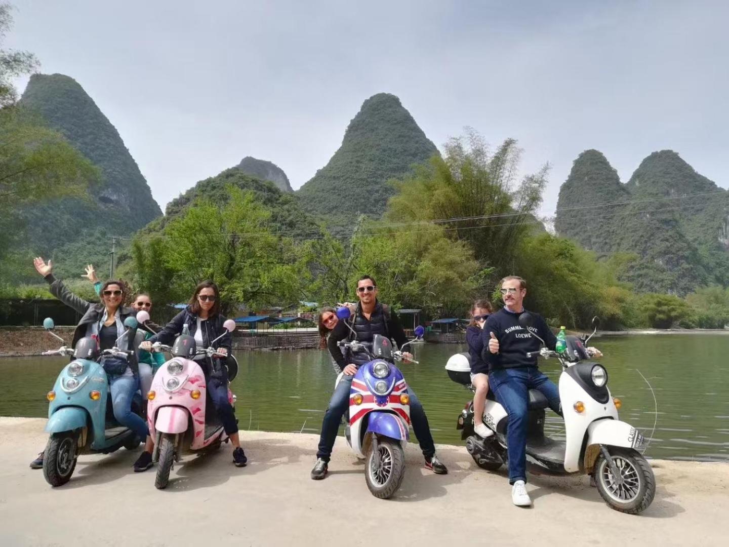 Yangshuo Fortune Lake Inn- One Way Free Pick Up From Airport Or Ts Over 3 Nights Exteriér fotografie